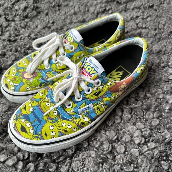 Vans X Toy Story Shoes Kids Size 4 Glow In The Dark Aliens Pixar Disney Collab - Picture 1 of 15